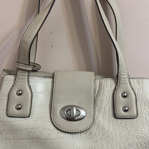 Franco Sarto Hand Bag - Picture 4 of 9